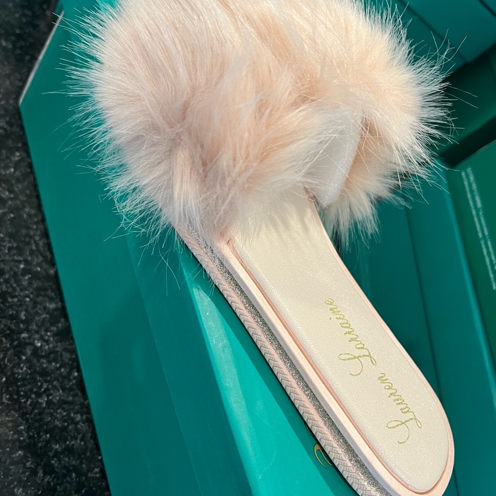 Lauren Lorraine Soft Pink Furry Slippers